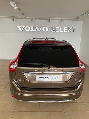 Volvo  D4 Advance
